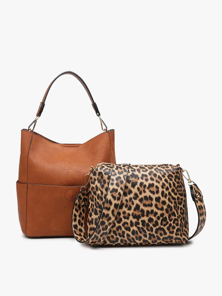 Abby Bucket Bag by Jen & Co