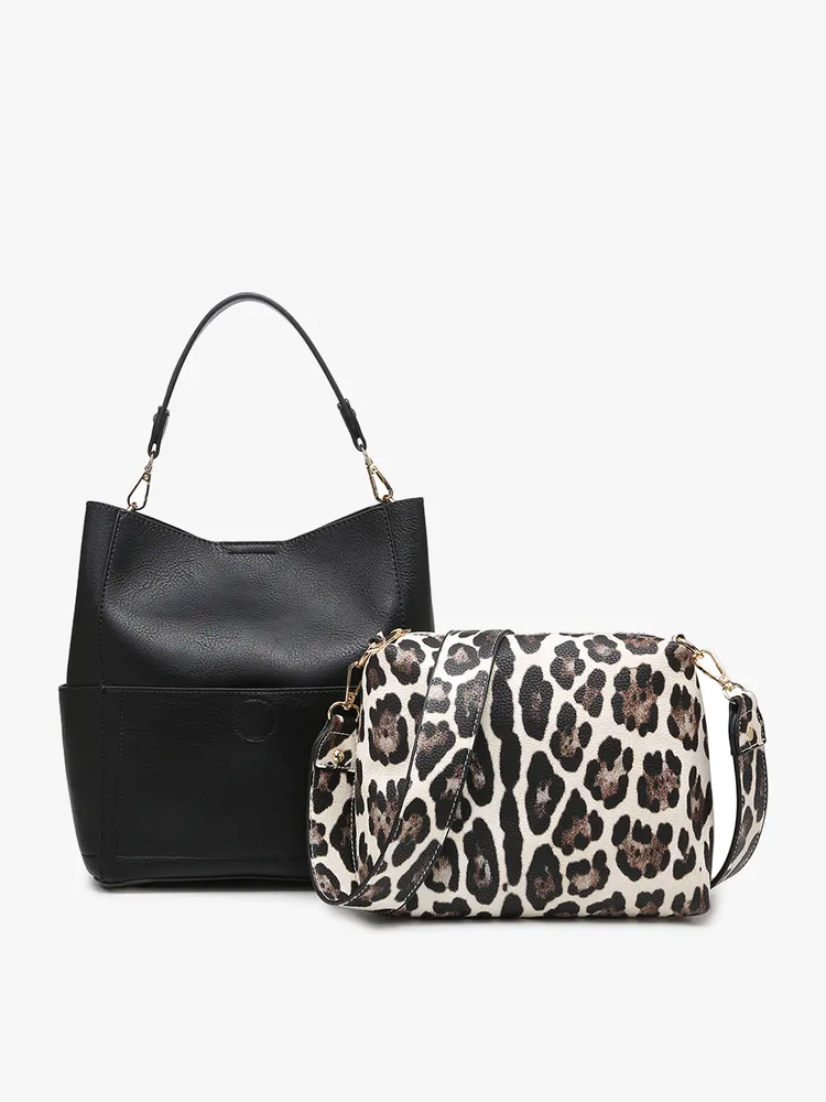 Abby Bucket Bag by Jen & Co