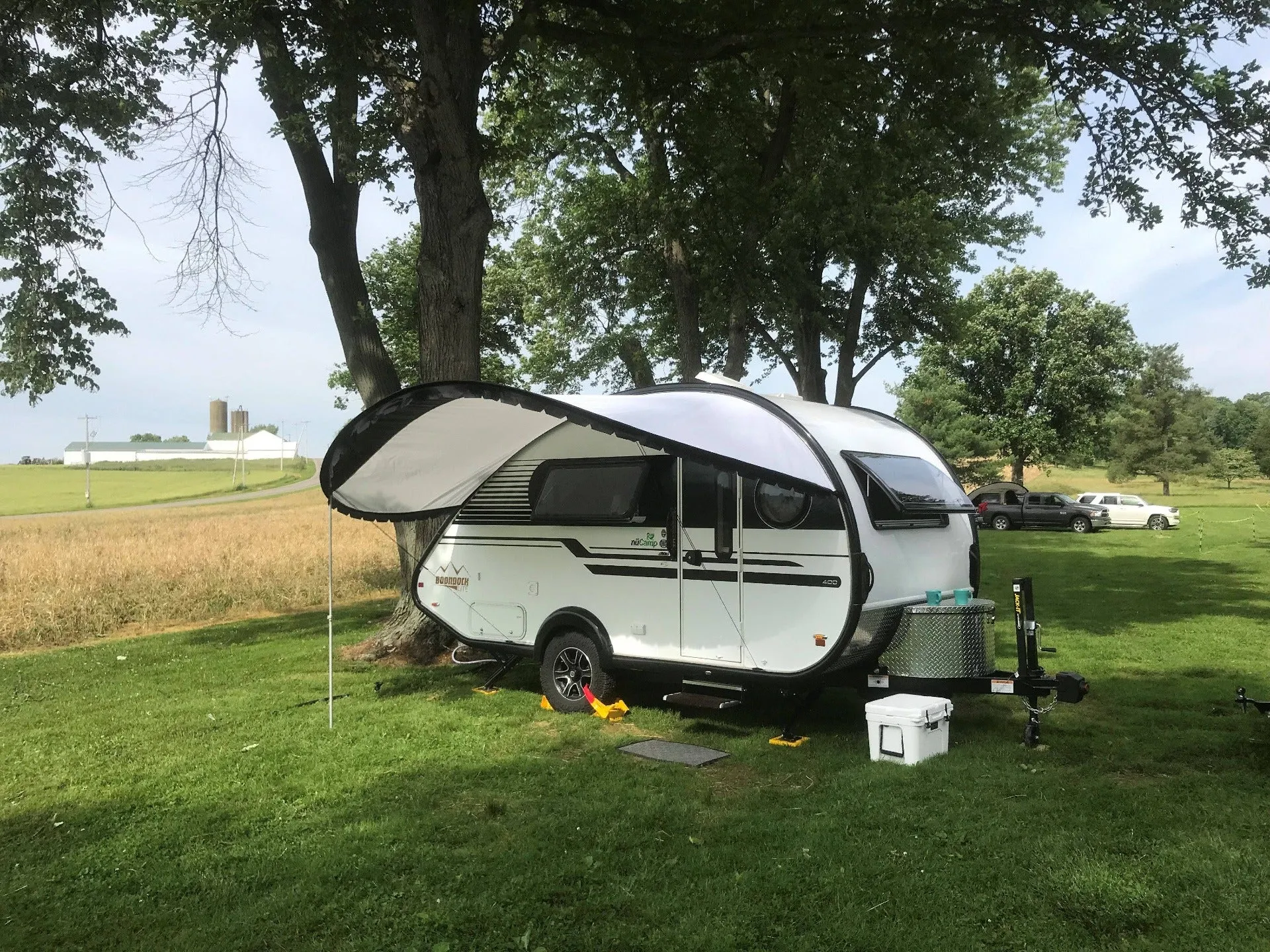 AllPro Shade Wing Visor for TAB 400 Campers