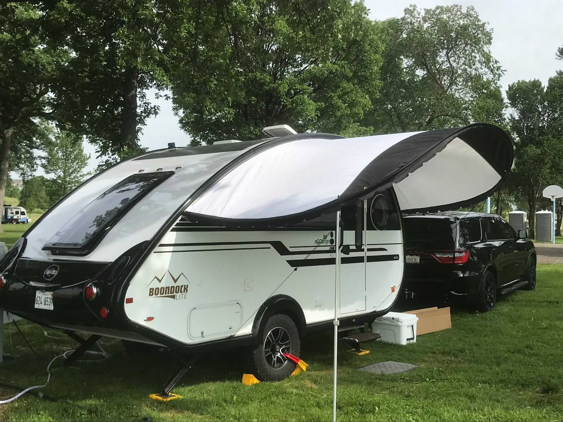 AllPro Shade Wing Visor for TAB 400 Campers